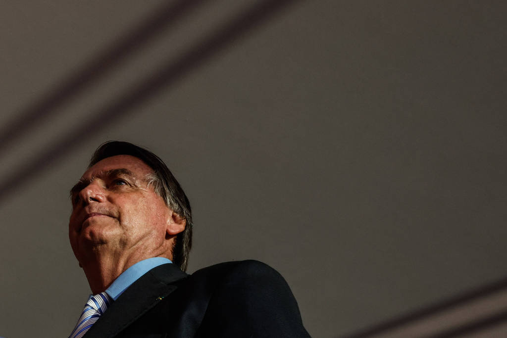 Bolsonaro deve responder no TSE por abuso de poder em ações que podem levá-lo à inelegibilidade